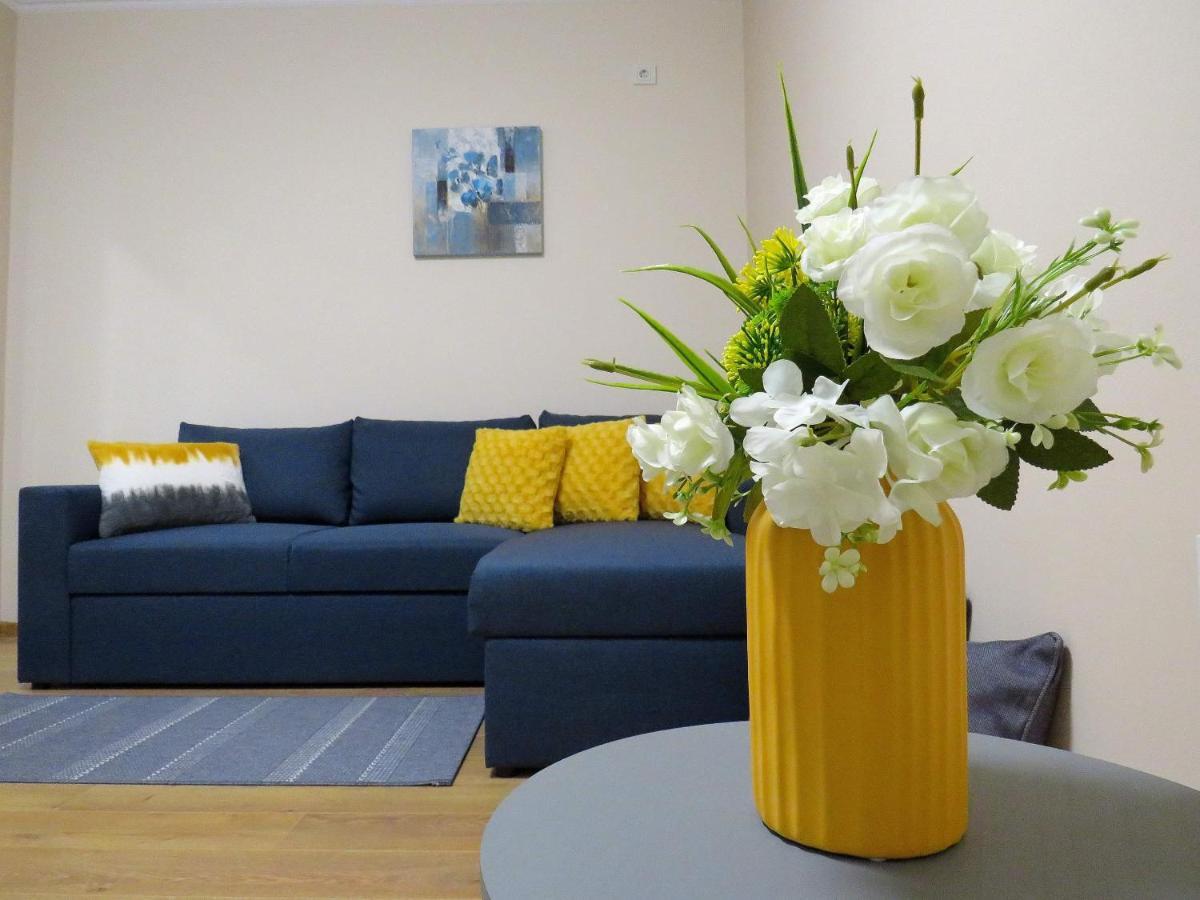 Flowers Garden Apartment Veliko Tŭrnovo Exterior foto